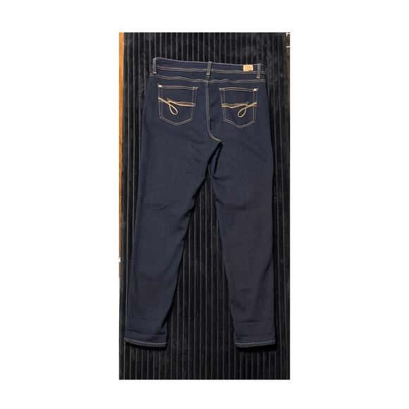 Jordache Women’s Dark Wash Skinny Jeans Size 14 Stretch 32" Inseam - Picture 2 of 3